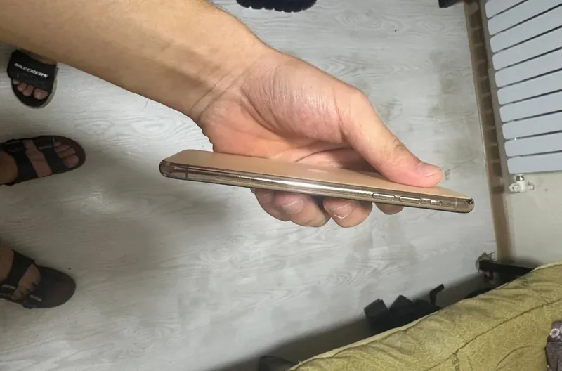 Iphone 11 pro max LL/A region 160$ 3