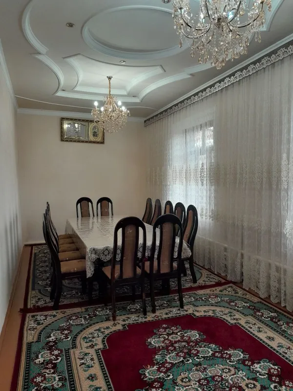 Срочно уй сотилади 8 сотих 9 хона и 3 та падвали бор — фото 1 Срочно уй сотилади 8 сотих 9 хона и 3 та падвали бор — фото 1