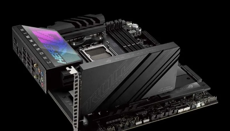 ROG Crosshair X670E HERO + Liquid Freezer III Pro 360 to‘plami 2 ROG Crosshair X670E HERO + Liquid Freezer III Pro 360 to‘plami 2
