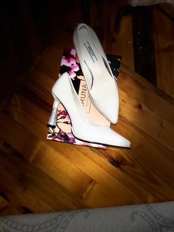Bruna milano tufli yangi
