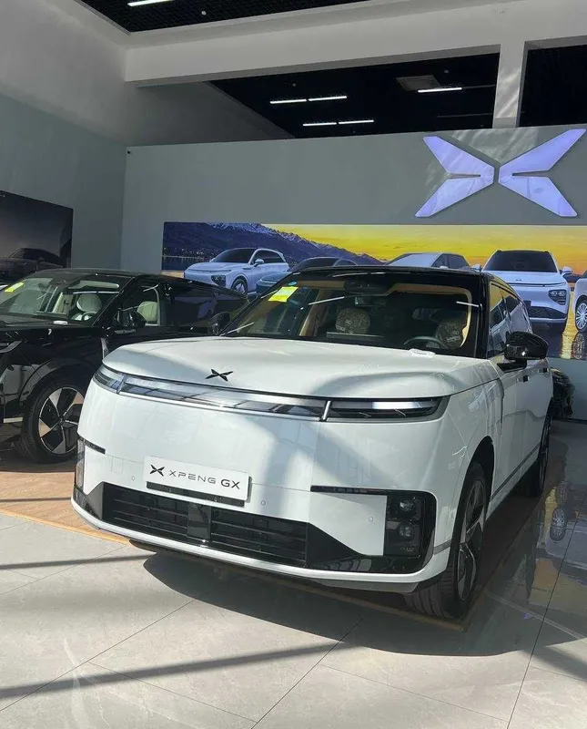 XPeng GX Max EREV Yangi premium 6 orinli krossover 1 XPeng GX Max EREV Yangi premium 6 orinli krossover 1