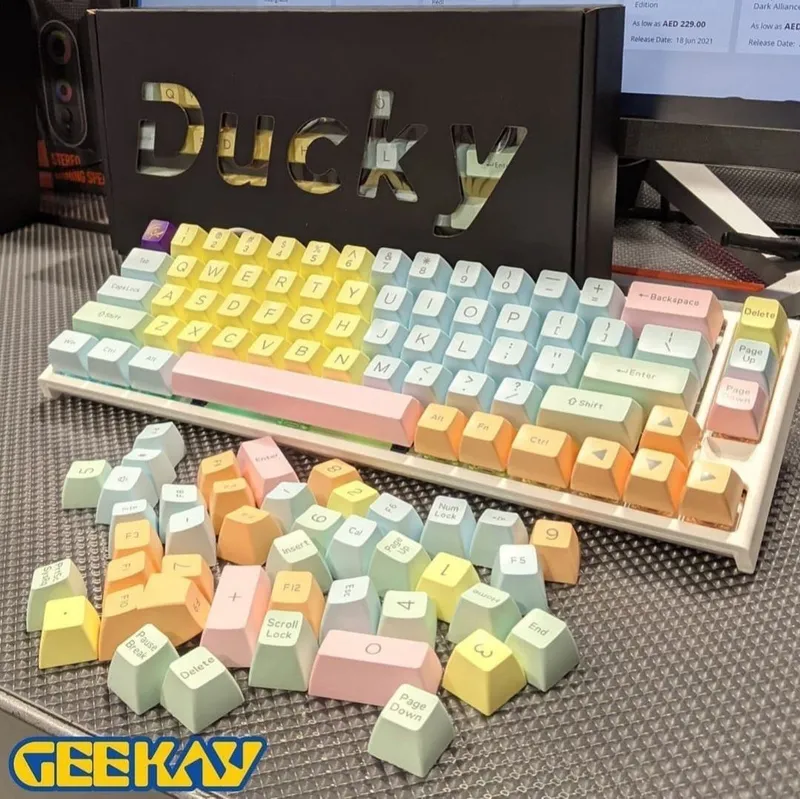Кейкапы (68шт) Ducky для клавиатура