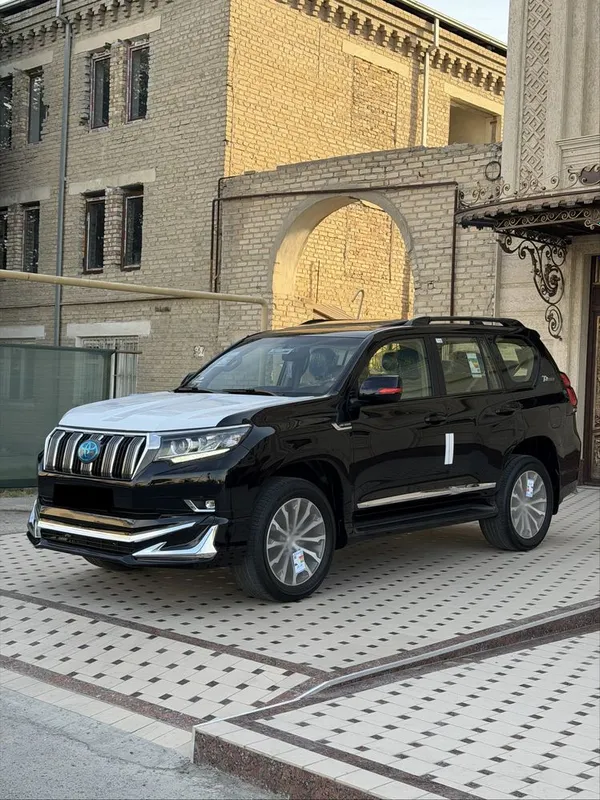 Tayota Prado Land Cruiser 150 VX Full Pozitsya — фото 2