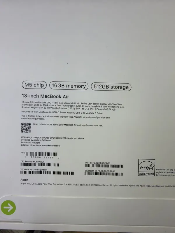 Macbook Air 13 16/512 M5