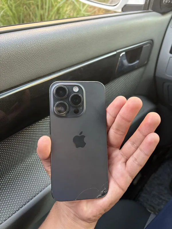 Iphone 15 pro 256 sim/esm — фото 1