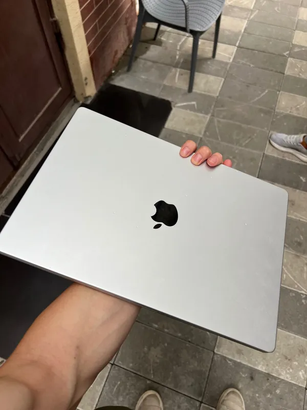 Apple Macbook Pro M1 Pro, 16 inch, 16/512GB, silver 1 Apple Macbook Pro M1 Pro, 16 inch, 16/512GB, silver 1
