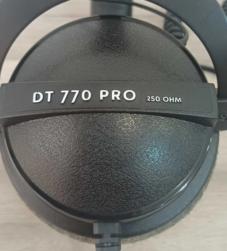 Наушники Beyerdynamic DT 770 PRO 250 Ohm — фото 1