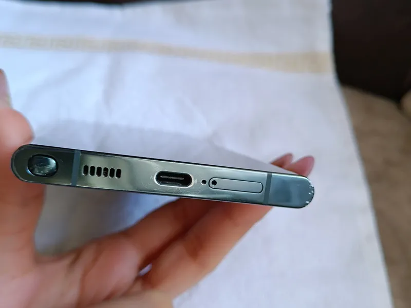 Samsung Galaxy S22 Ultra в цвете Зеленый (Green). — фото 8