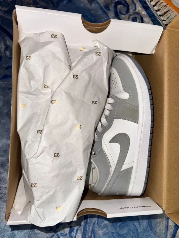 NIKE ORIGINAL krossovkalari 2 NIKE ORIGINAL krossovkalari 2