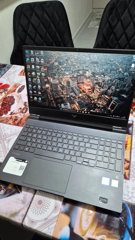 HP Victus i5-12th Gen 16/512