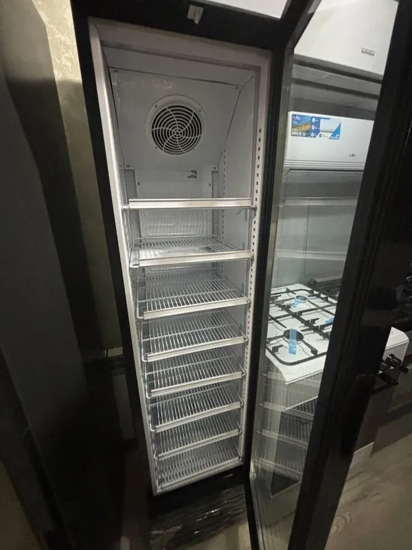 Витринный морозильник AIWA SC 145 B (черный) Отличное состояние. Идеа 2