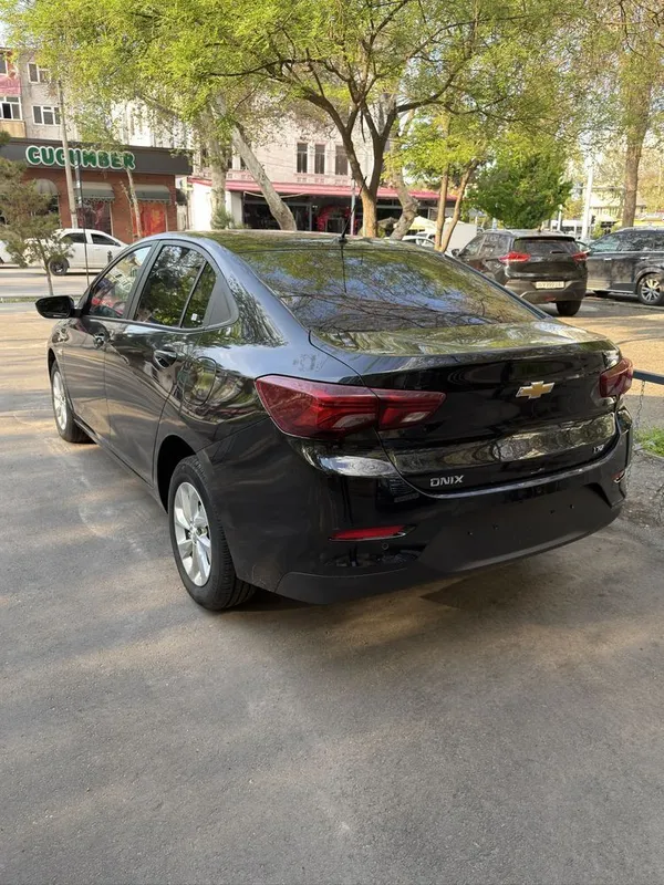 Onix ltz 2023 qora propan gazi bor — фото 2