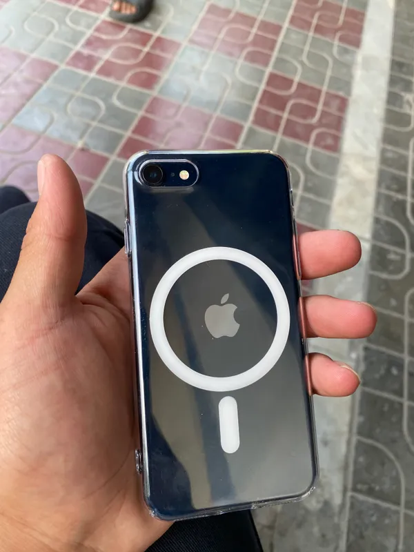 Iphone Se 3 2022 yangi Iphone Se 3 2022 yangi