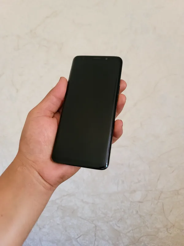 Продаётся: Samsung S9 3