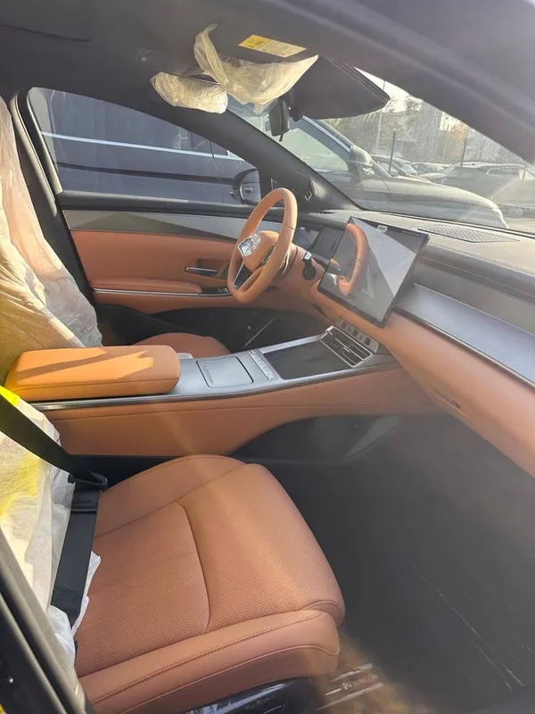BYD HAN L 1 позиция 2025 год 3 BYD HAN L 1 позиция 2025 год 3