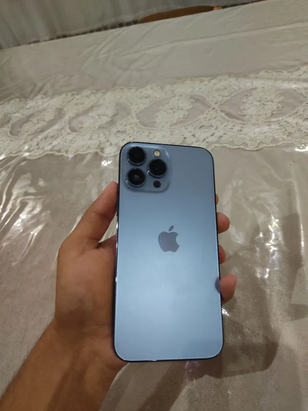 Iphone 13 pro max — фото 1
