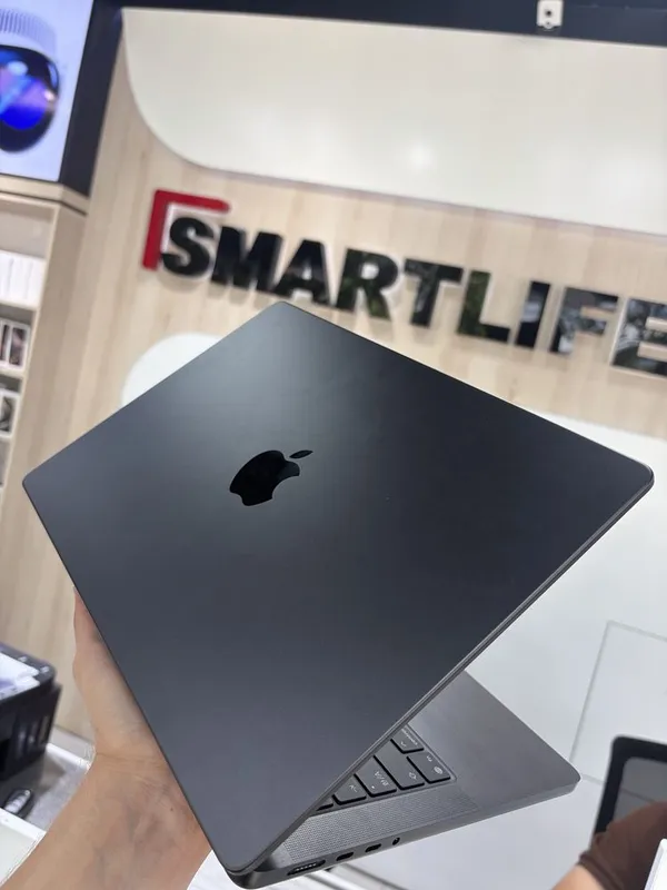 MacBook Pro M5 16/512Gb 1