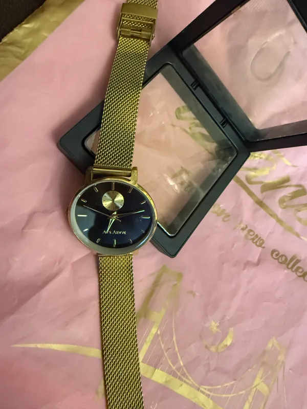 Mary Kay часы для женщин