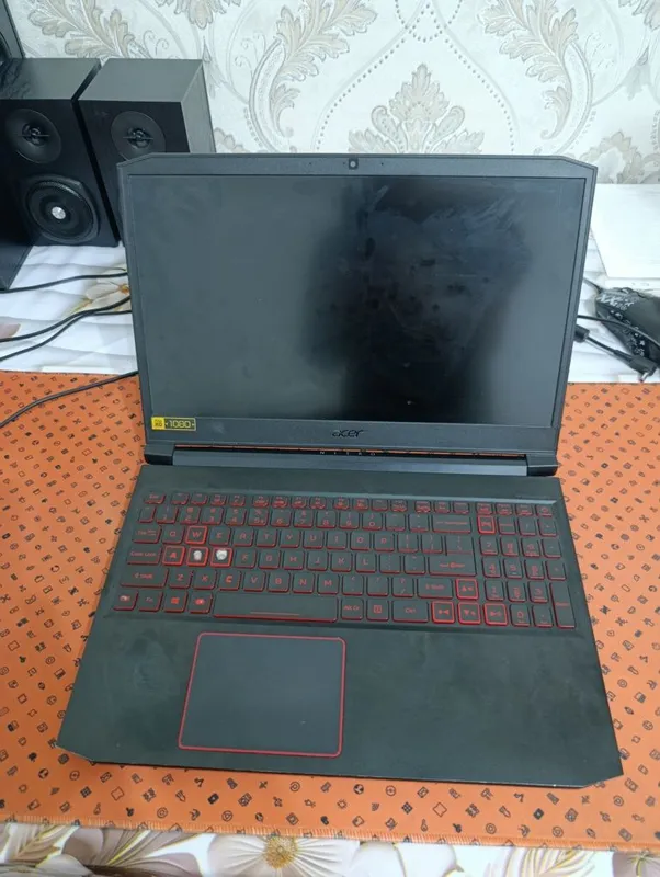 Acer Nitro 7 gaming noutbook