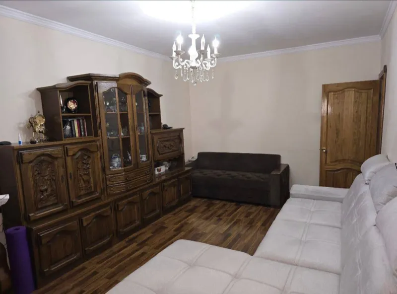 3/1/4 улица Аккурган, Мирзо-Улугбекский район, 75 м², среднее состояние — фото 1