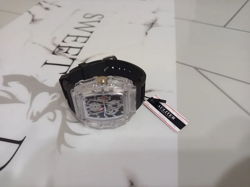 Qo‘l soati. Sport Watch 3 Qo‘l soati. Sport Watch 3