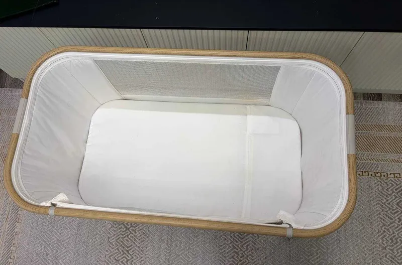 Приставная электронная кроватка Carrello Prima Cloud Grey, люлька 2 Приставная электронная кроватка Carrello Prima Cloud Grey, люлька 2