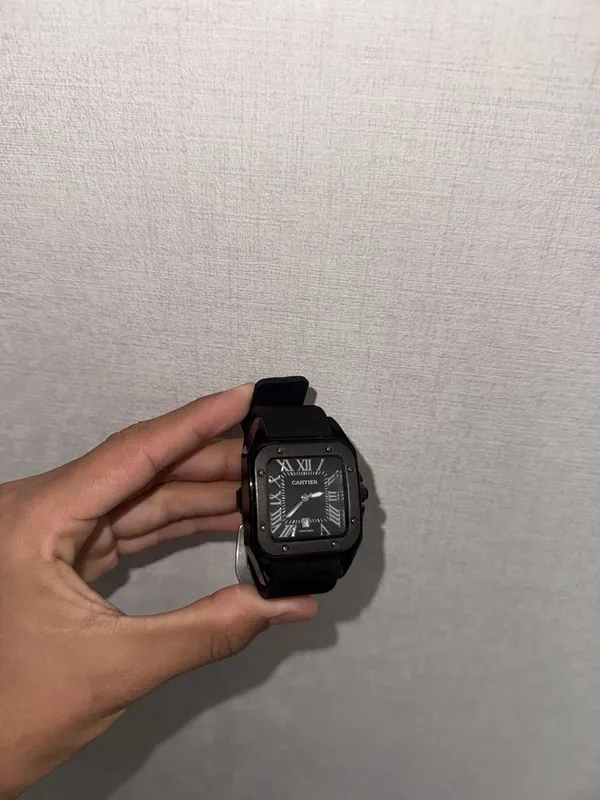Cartier watch qora Cartier watch qora