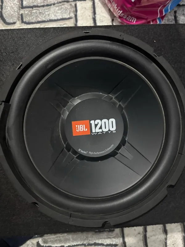 Сабвуфер 1200 ват с уссилителем 2