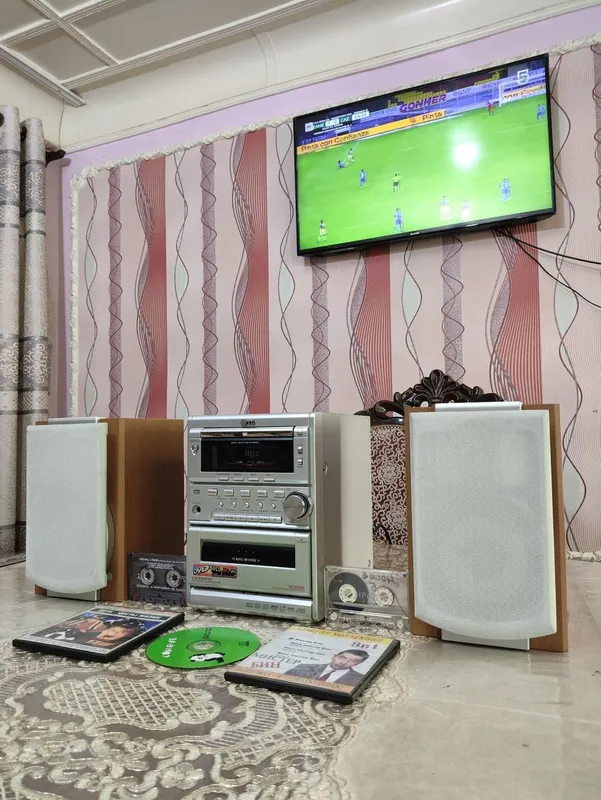 Orginal LG 100% ishlaydi mini muzikalniy sentr sotiladi dvd format — фото 2