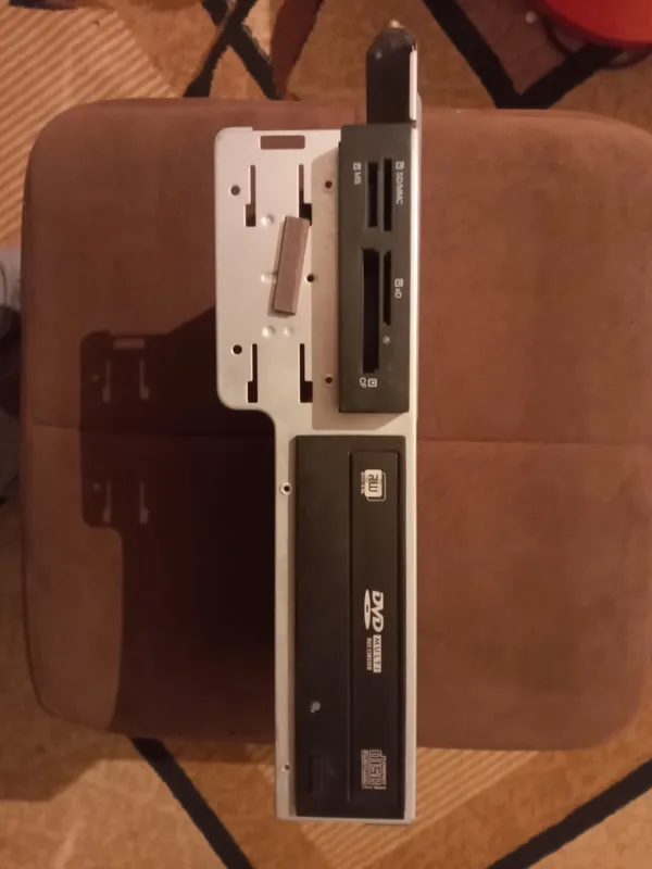 DVD va Adaptir