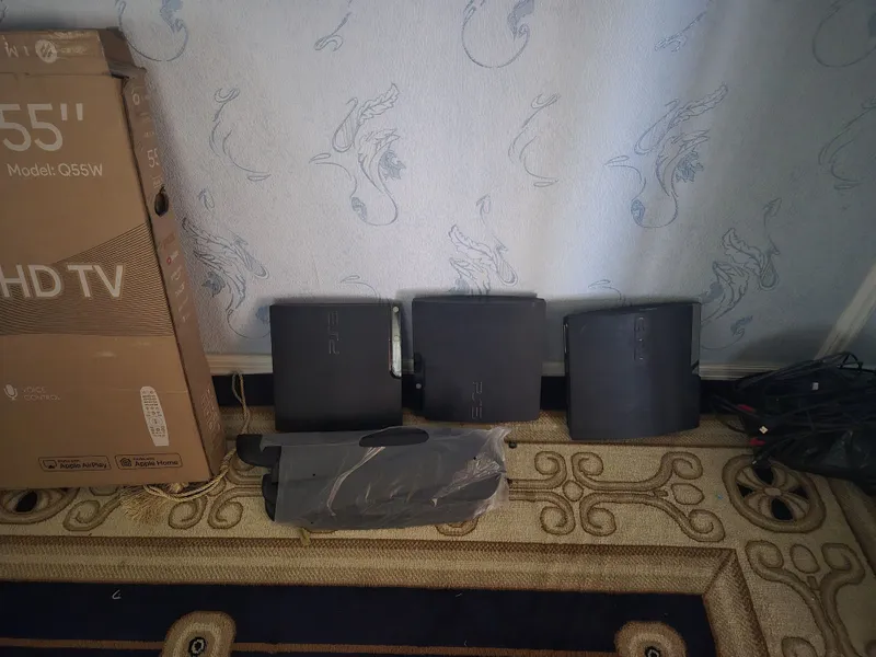 Playstation 3 Slim sotiladi 4 ta pult bilan — фото 2