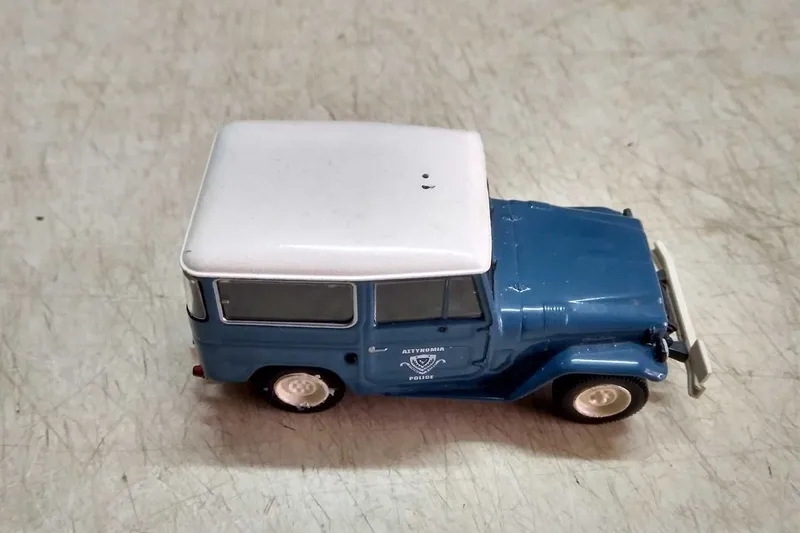 TOYTA LANDCRUISER, МАСШТАБ 1:43, модель Деагостини. — фото 4