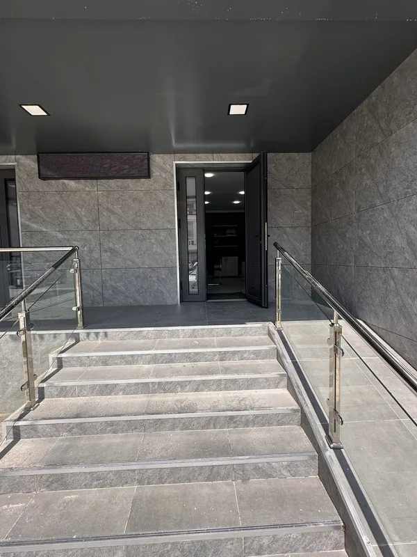 Ofis arenda Sebzor 3