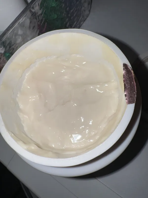 Aloe Vera geli, tana uchun krem va ko‘z soyasi paletkasi 3 Aloe Vera geli, tana uchun krem va ko‘z soyasi paletkasi 3