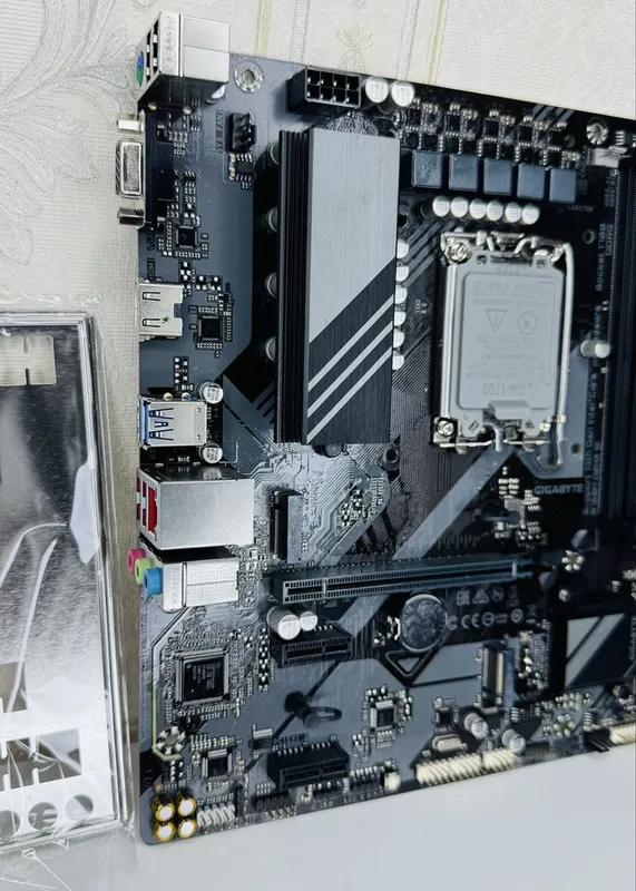 Gigabyte B760M D2HX SI DDR5 LGA1700 2 Gigabyte B760M D2HX SI DDR5 LGA1700 2