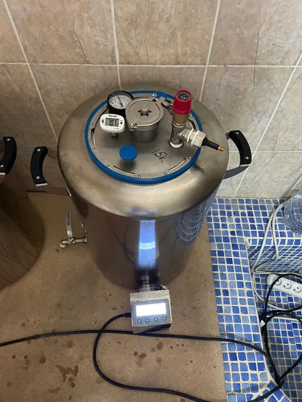 Продам автоклав электрический/газовый