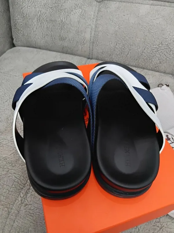 Продам тапочки Hermes — фото 3