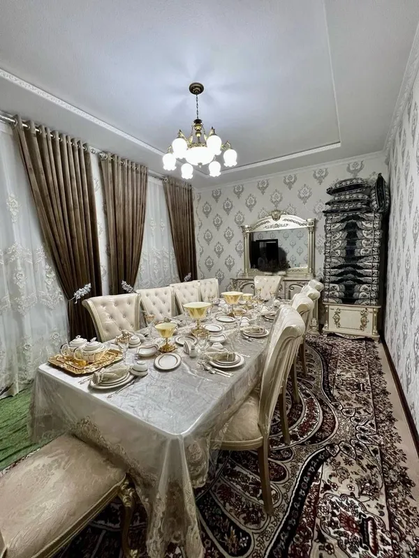 Стол и стул Мебель