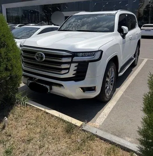 Toyota Land Cruiser 300 Toyota Land Cruiser 300