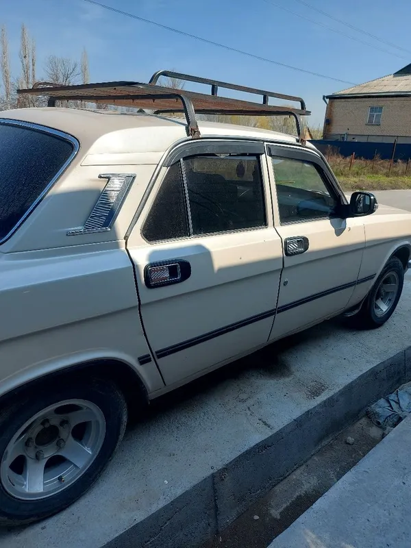 Volga 2410 sotiladi. 1989 yil
