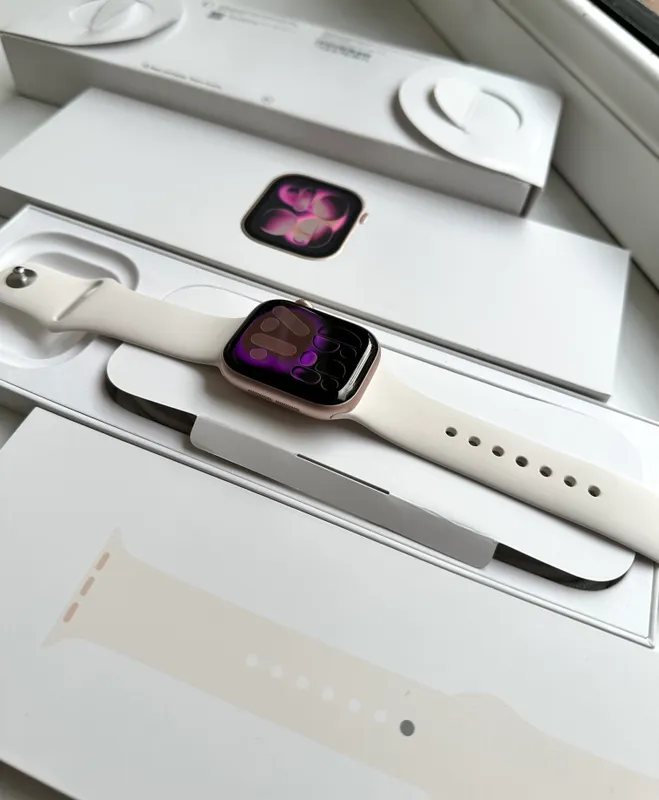 Apple Watch 11 Gold 42mm 100% — фото 1