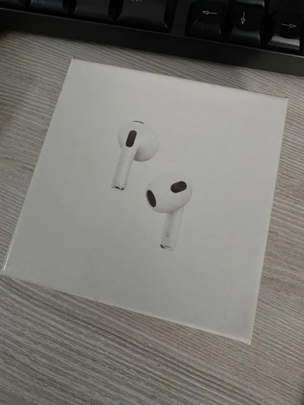 Airpods (simsiz naushnik)
