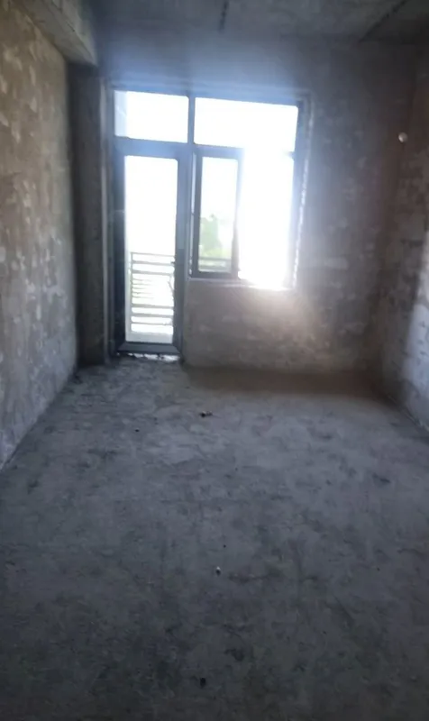 Buxoro shahar 7-mikrorayonda kvartira tez va arzon sotiladi. Oladigan 7