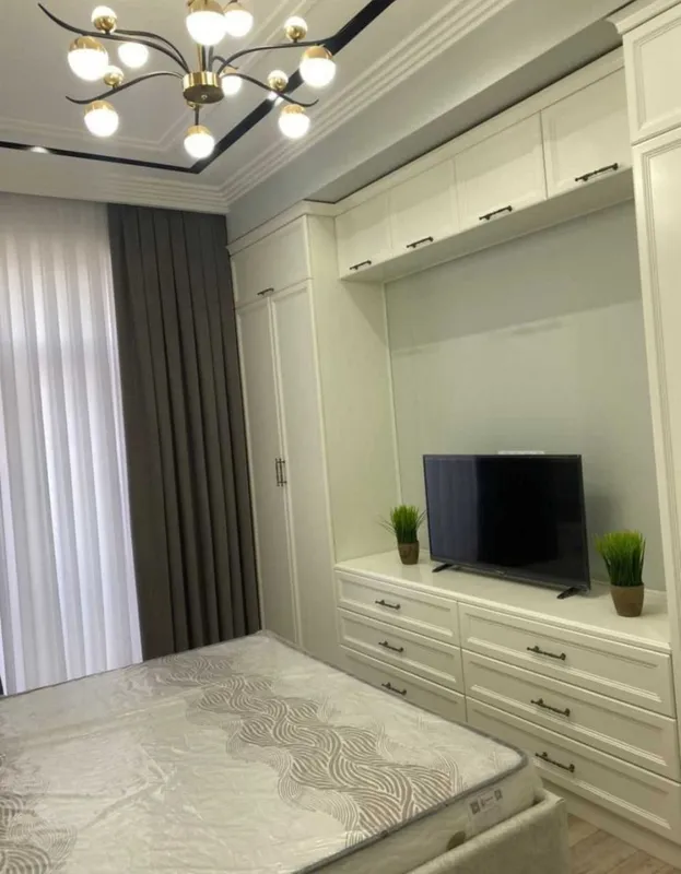 3 xonali kvartira, 80 m2, Mirobod 2