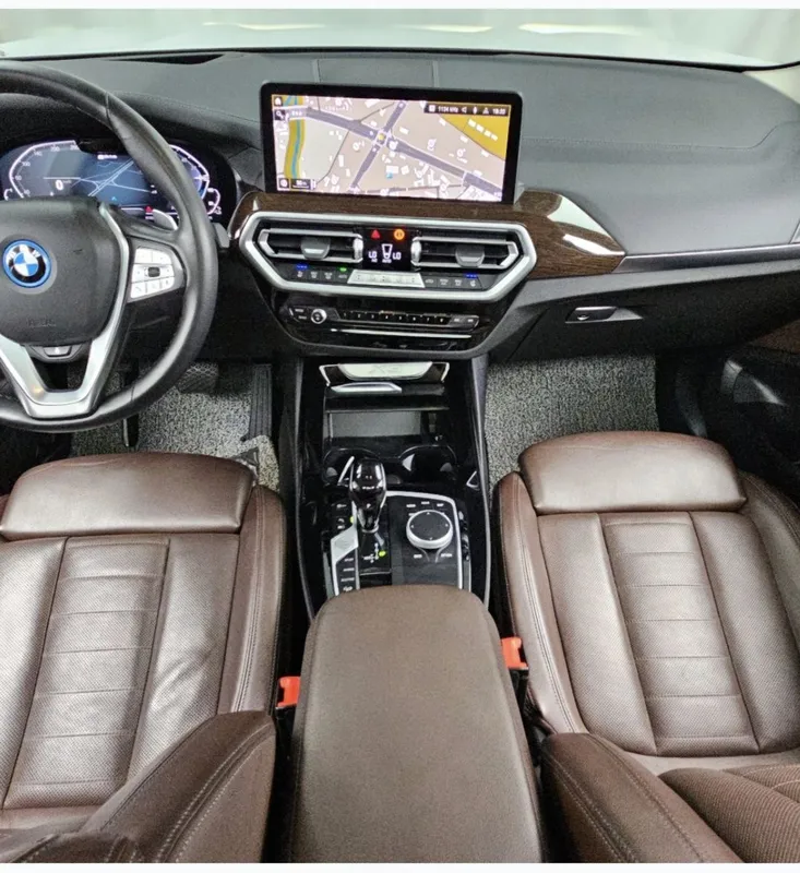 BMW X3 xDrive30e 2022 • Гибрид — фото 3