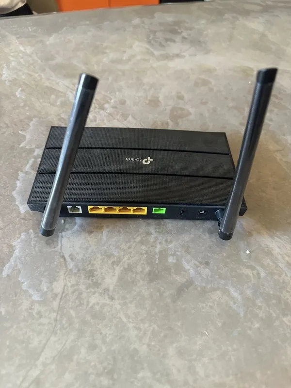 Wi-fe router sotilladi 2