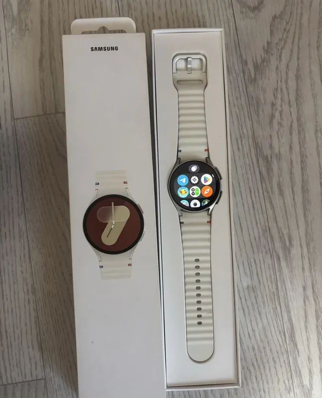 Samsung Galaxy Watch7 40mm 2 Samsung Galaxy Watch7 40mm 2