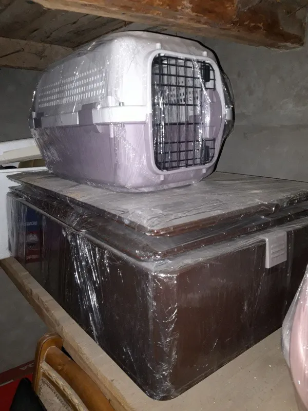 Горшок для кота,каробка закрыта Горшок для кота,каробка закрыта