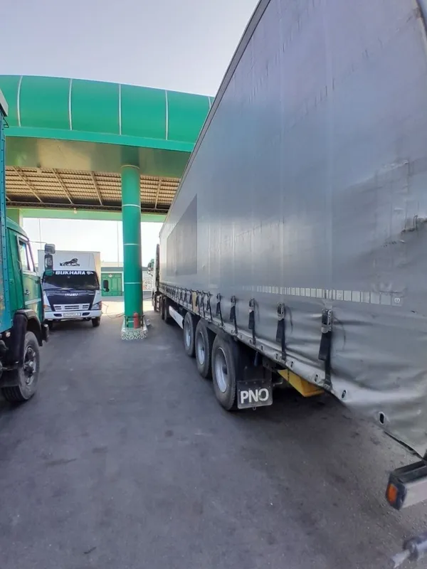 HOWO A7 + KRONE Прицеп Сотилади 3