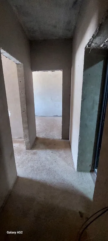 Продается квартира 3 комнатная. 85 КВ/м (1-этаж) — фото 1